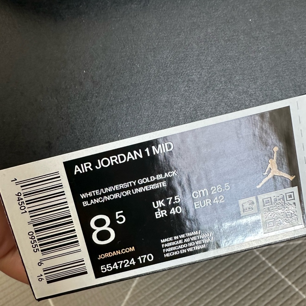 SOLD❗️Air Jordan 1 Mid - Picture 6 of 6